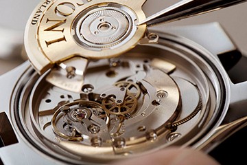 天津欧米茄表起雾维修